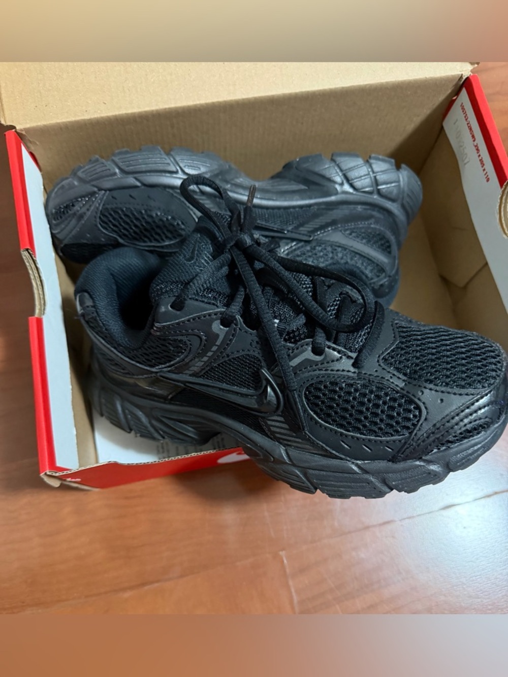 Nike Women’s Black Mesh Athletic Sneakers